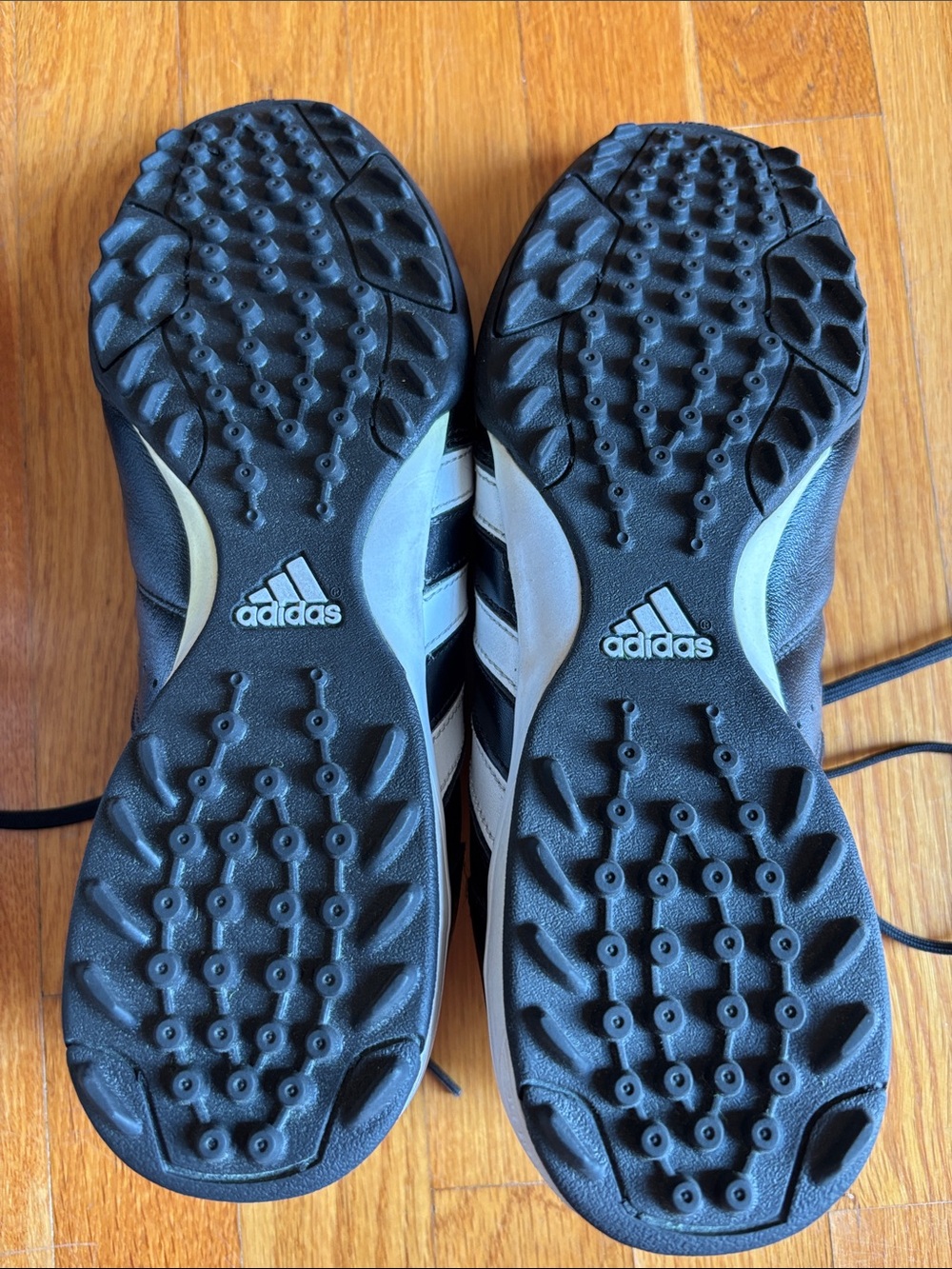 adidas Black and White Men's adiNOVA TRX TF Athletic Soccer Shoes 10.5 - Picture 4 of 13